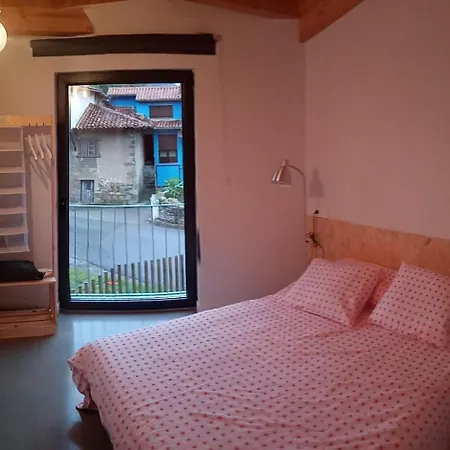 Vivienda En Playa De Vega, Ribadesella 公寓 *